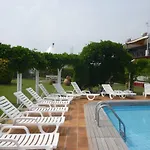 Marina Uno
