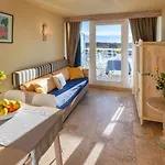 Hotel Marina Uno 4*