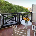 Marina Uno Hotel 4*