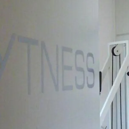 Marina Uno מלון ליגננו סביאדורו