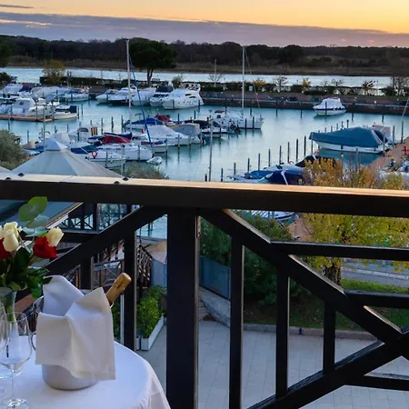 Marina Uno Линьяно-Саббьядоро