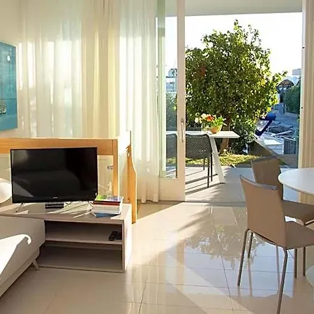 Hotel Marina Uno 4*