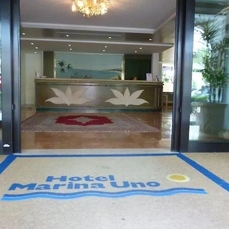 Marina Uno 4*