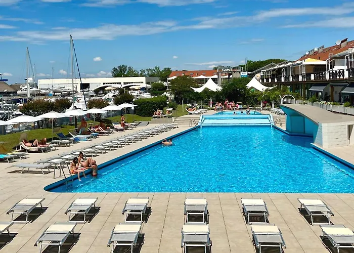 Marina Uno 4* Линьяно-Саббьядоро