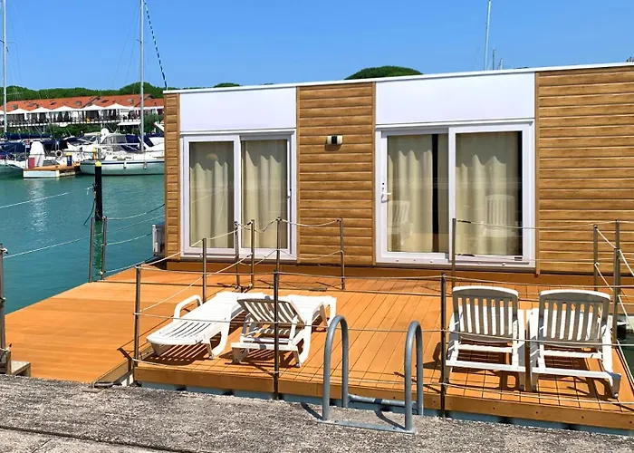 Marina Uno Отель Линьяно-Саббьядоро